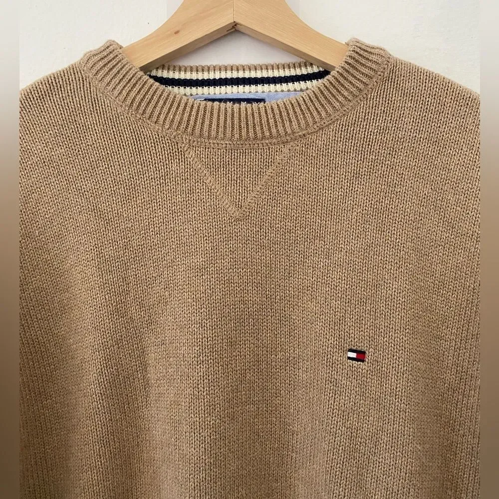 Tommy Hilfiger Y2K Tan knit crewneck Sweater Size Large Preppy Office wear